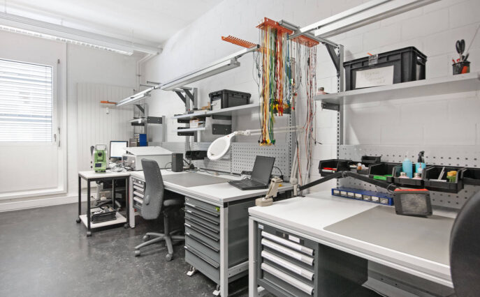 Montagearbeitsplätze von ERGO-line {{brizy_dc_image_alt imageSrc=